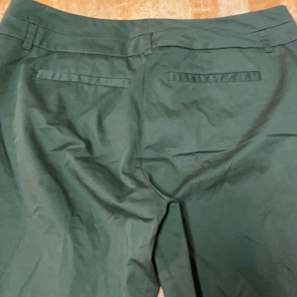 New york and company womans pant. Size 6 used. - Picture 6 of 8